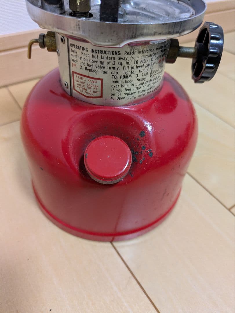 Coleman ガソリンランタン200A レッド