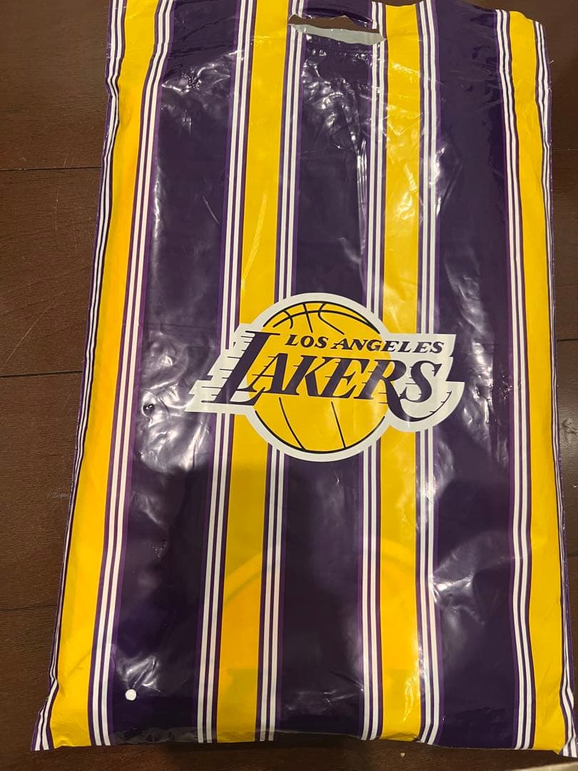 LAKERS レイカーズ 入場特典タオル