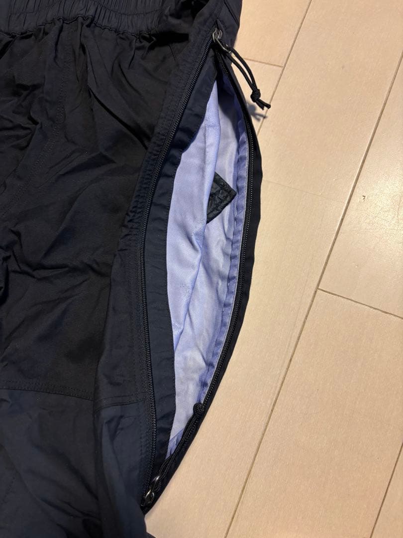 【状態難あり】patagoniaスキーパンツ