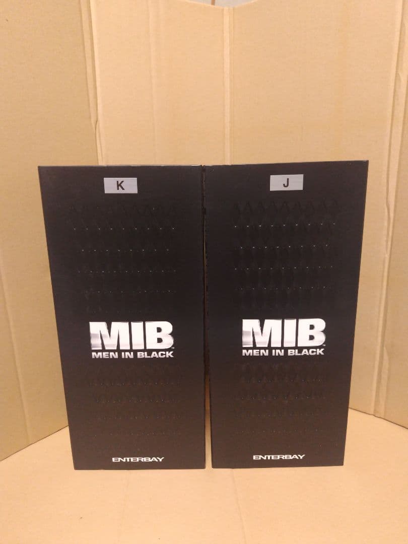 エンターベイ　MIB3 エージェントJ＆エージェントK 2体セット