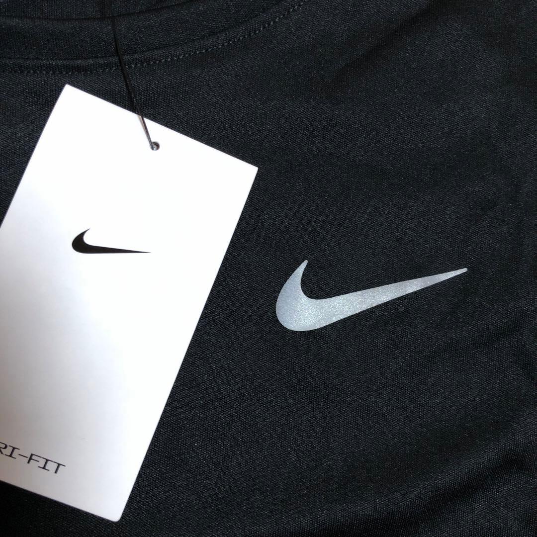 「新品」NIKE ディビジョン 上下セットアップ・ランニングウェア