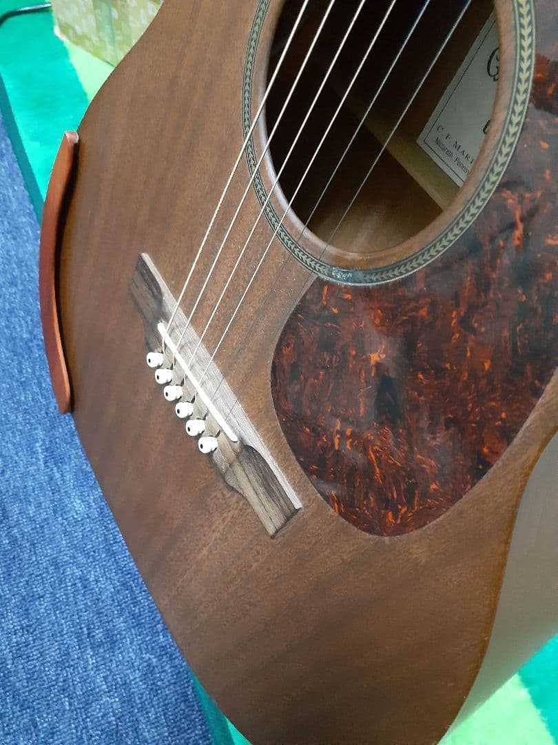 サトチャン、Martin 00-15 Mahogany エレアコ