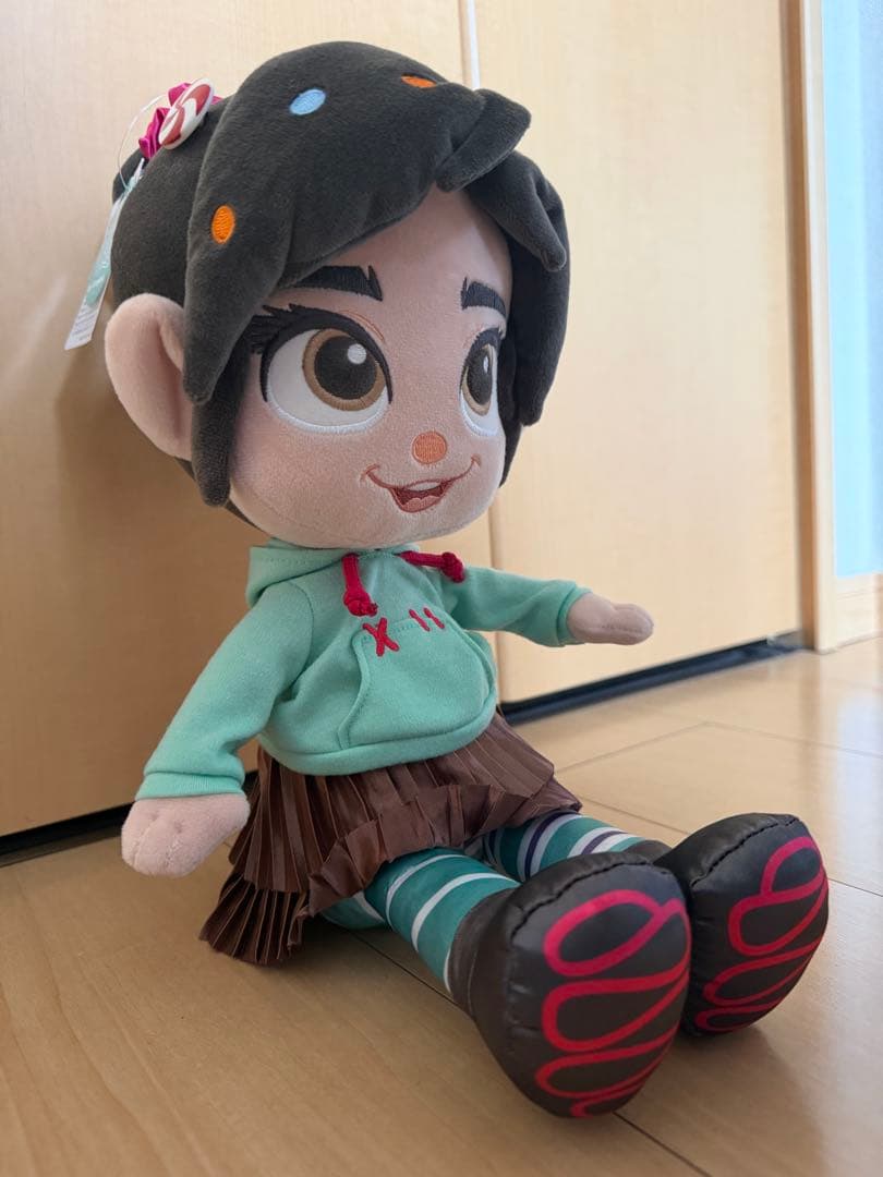 ディズニー　パルパルーザ　ヴァネロペ　ぬいぐるみ