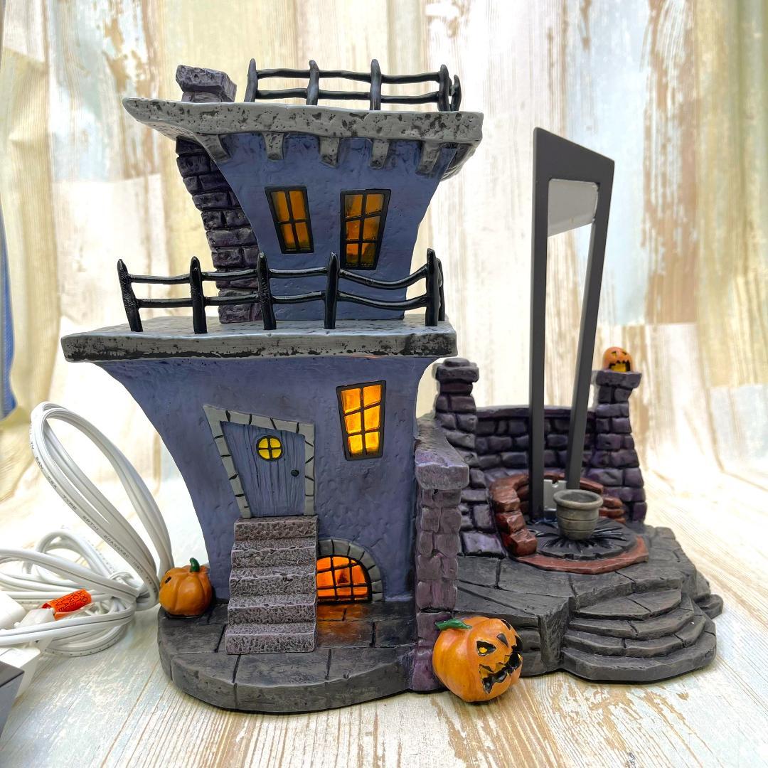 ナイトメア ビフォア クリスマス ハロウィンヴィレッジ ギロチンハウス