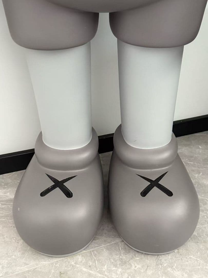 希少OriginalFake KAWS カウズ【全高約126cm】