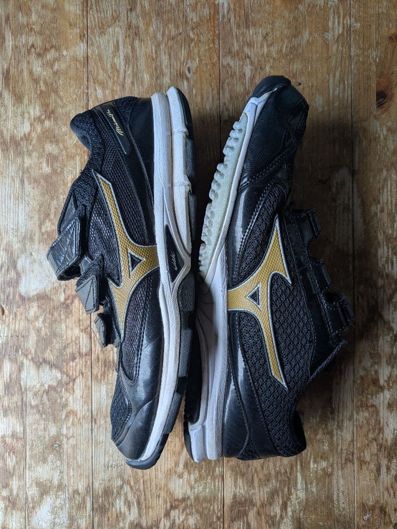 Mizuno トレーニングシューズ ブラック　27.5cm