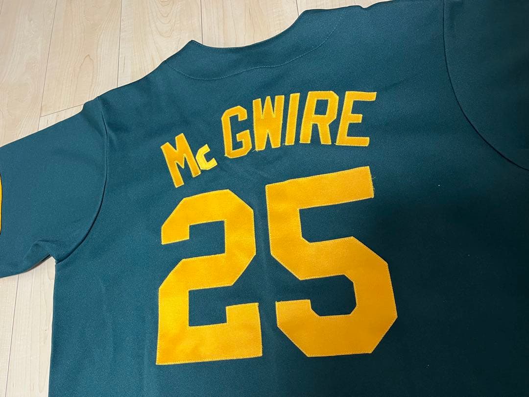 Majestic アスレチック マーク マグワイア Mark McGwire