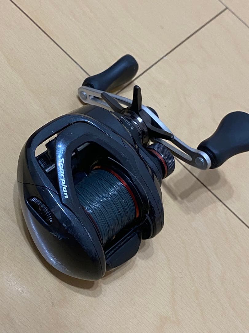 シマノ　スコーピオン　Scorpion 70gx ベイトリール 右巻き