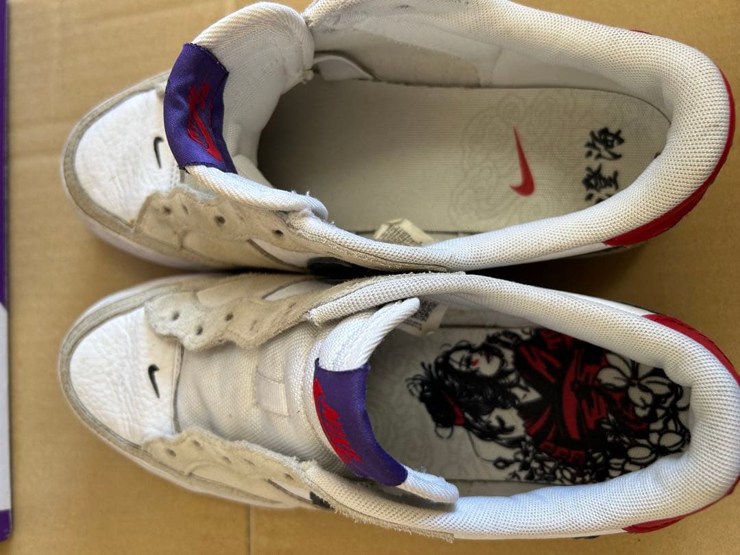 NIKE SB スニーカー ホワイト/レッド/ブラック