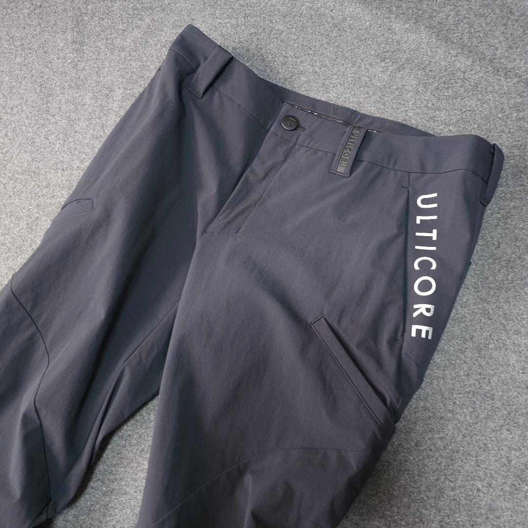 極美品 ULTICORE アルティコア ストレッチゴルフパンツ 黒 W82 L