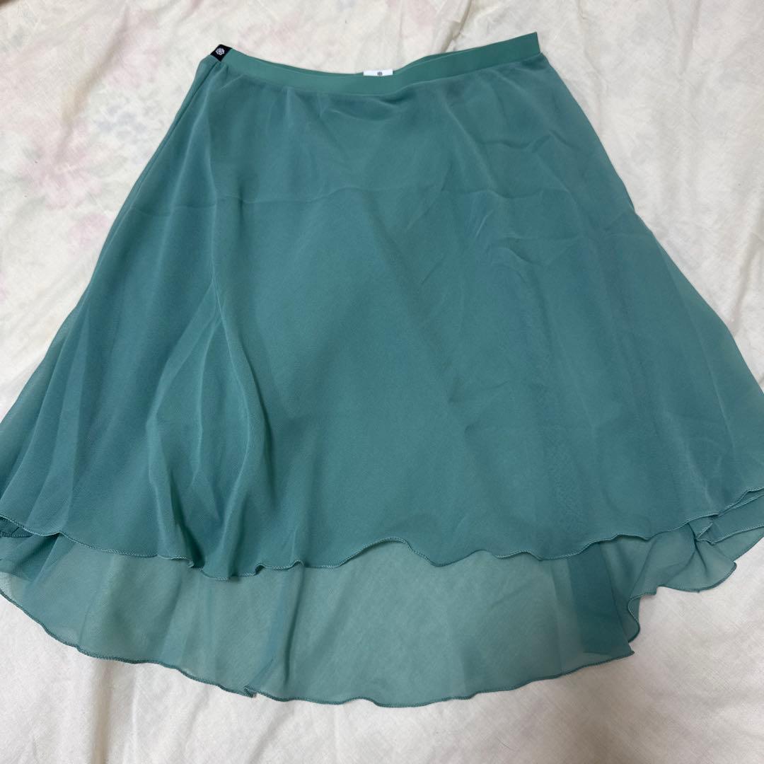 美品⭐︎ 【DellaLoMILANO/ デラロミラノ 】スカート