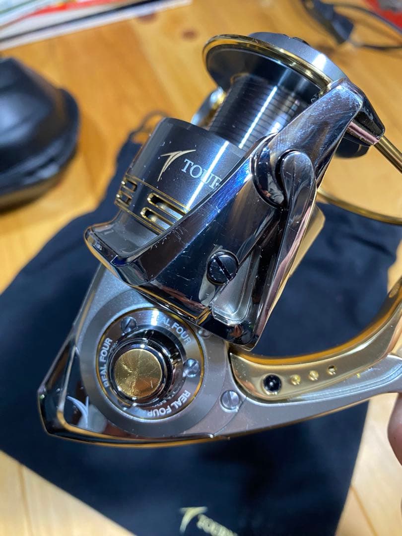 ダイワ 06トーナメント ISO Z4000LBD 美品 動作良好