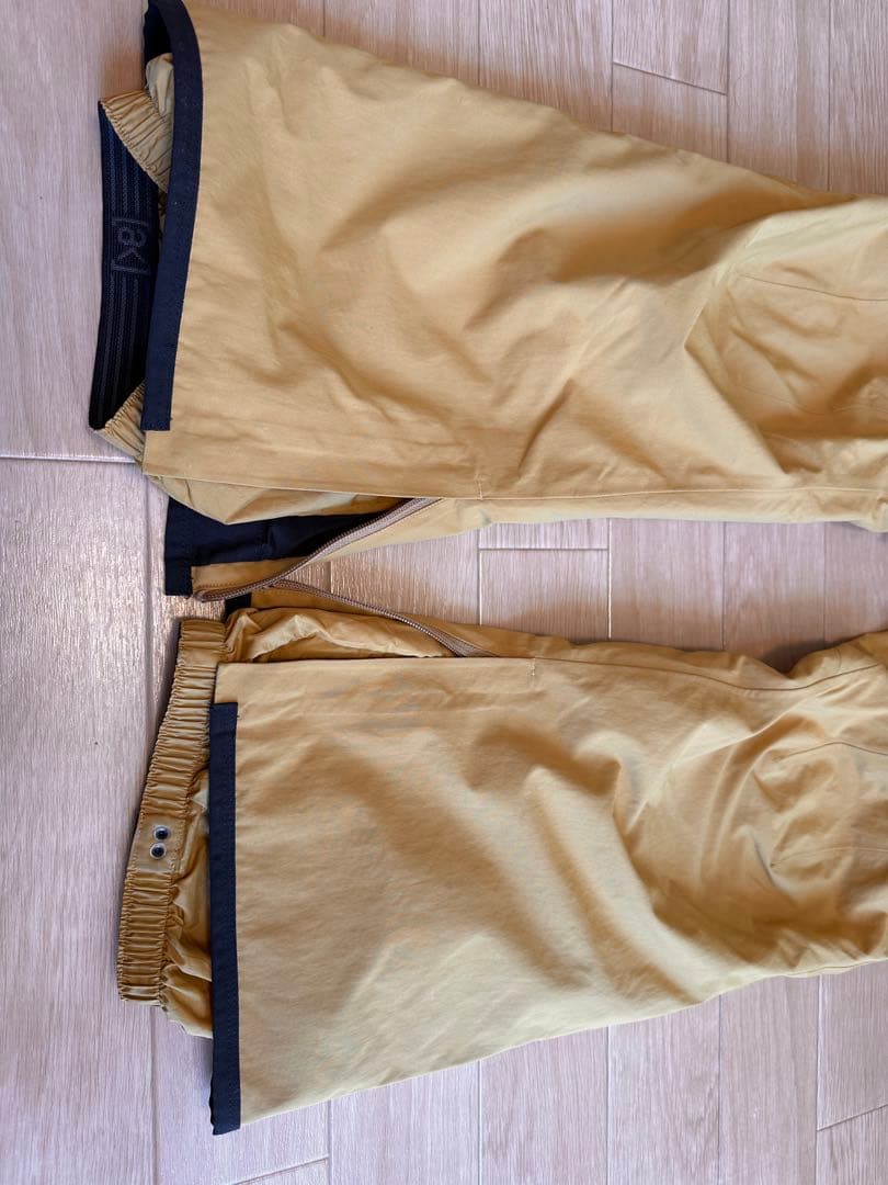 BURTON AK サイクリック パンツ からし色（濃い黄色）