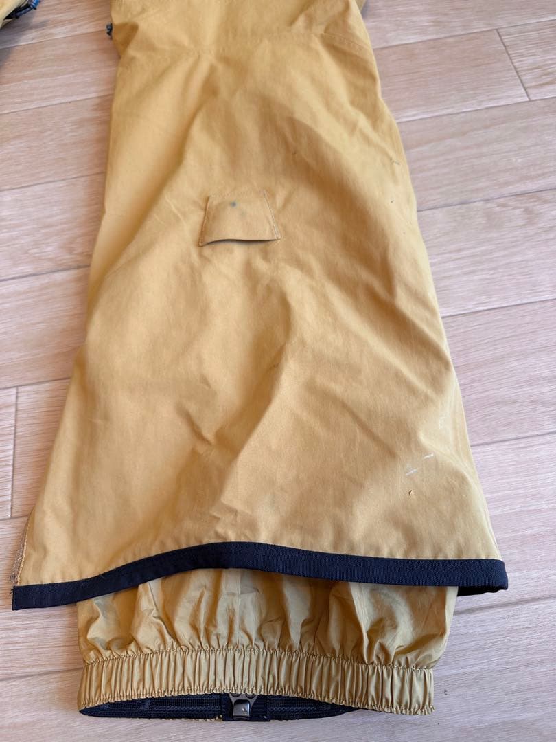 BURTON AK サイクリック パンツ からし色（濃い黄色）