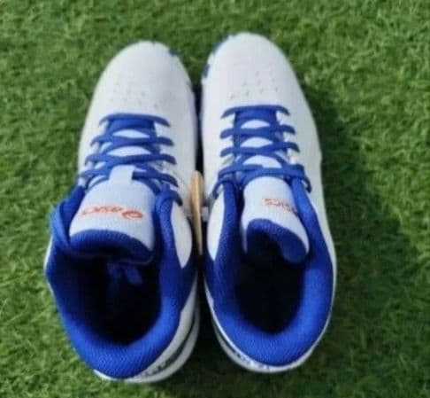 asics ジュニアバスケットシューズ 23.5cm