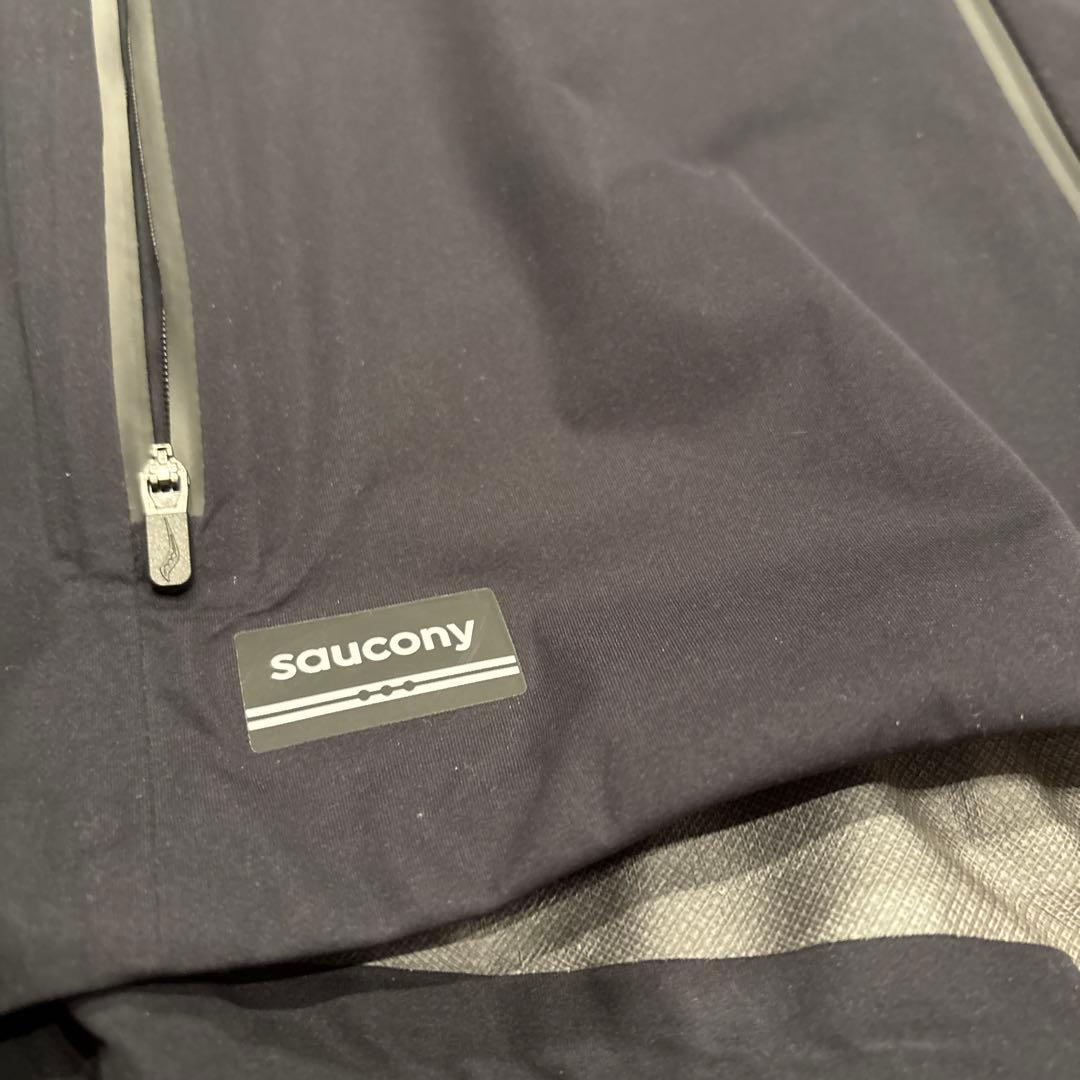 サッカニー　ウィンドブレーカー新品未使用品メンズS