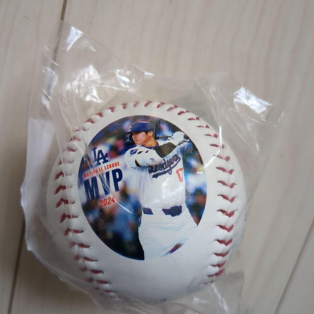 【新品未使用】大谷翔平 17番 MVP記念ボール 2024ドジャース MLB