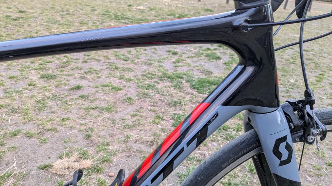 【軽量カーボン】SCOTT ADDICT20 SHIMANO105搭載 ロード