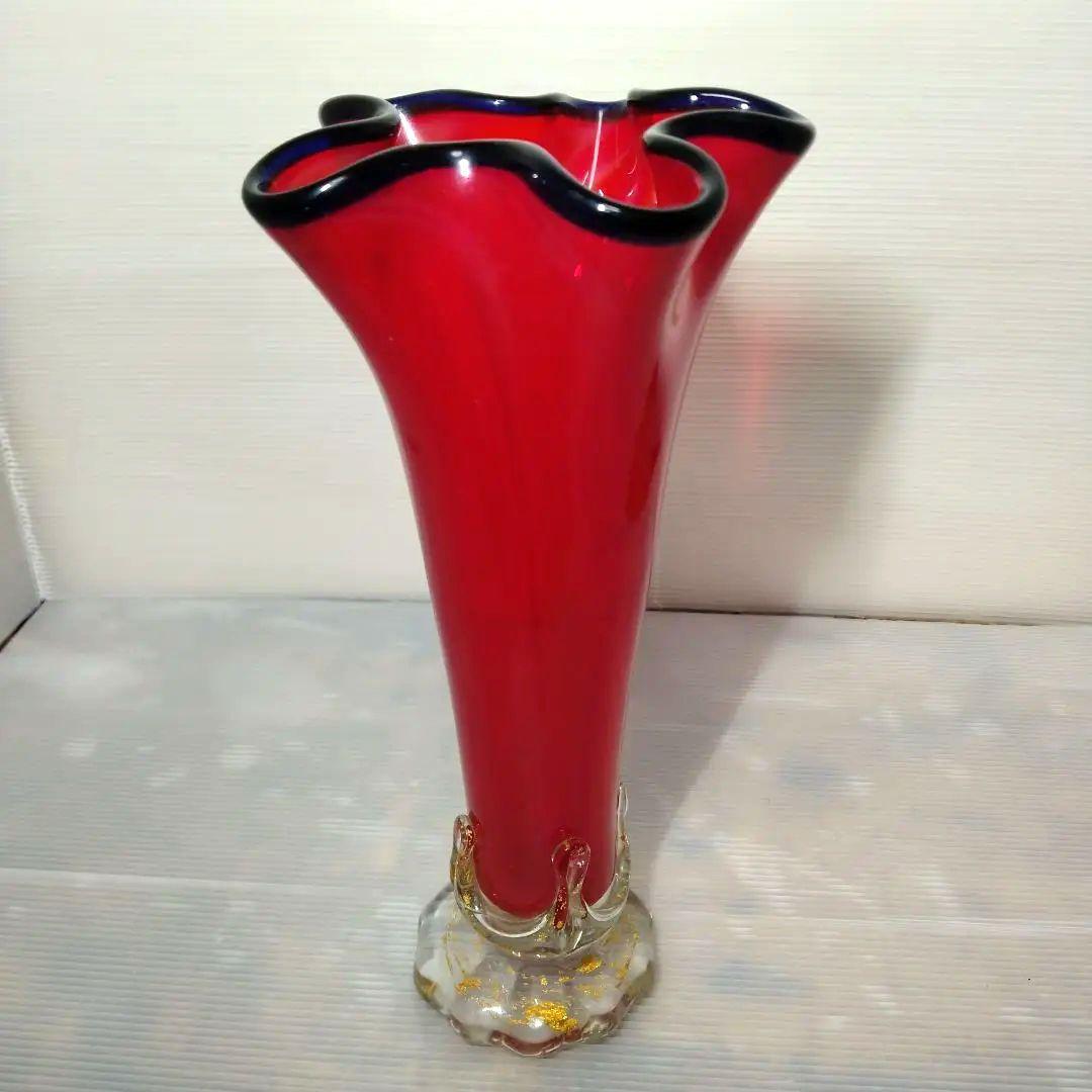 レトロ！フラワーベース　ヴィンテージガラス花瓶 レッド/足は金箔入高台