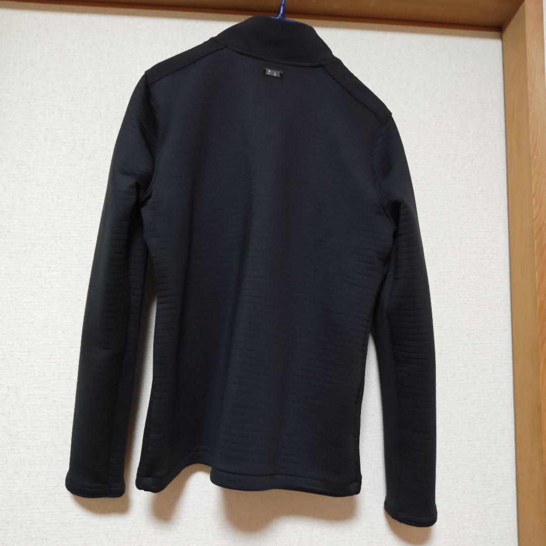 Under Armour ブラックジャケット フルジップ