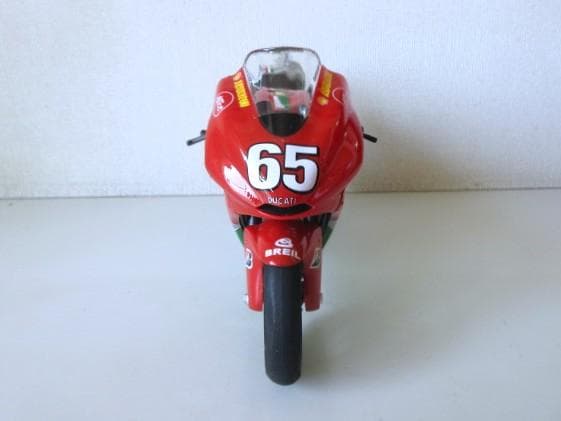 PROTAR (1/9) ドゥカティ Desmosedici GP6
