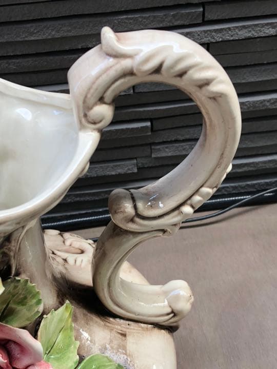 イタリア製 バラモチーフが素敵☆花瓶