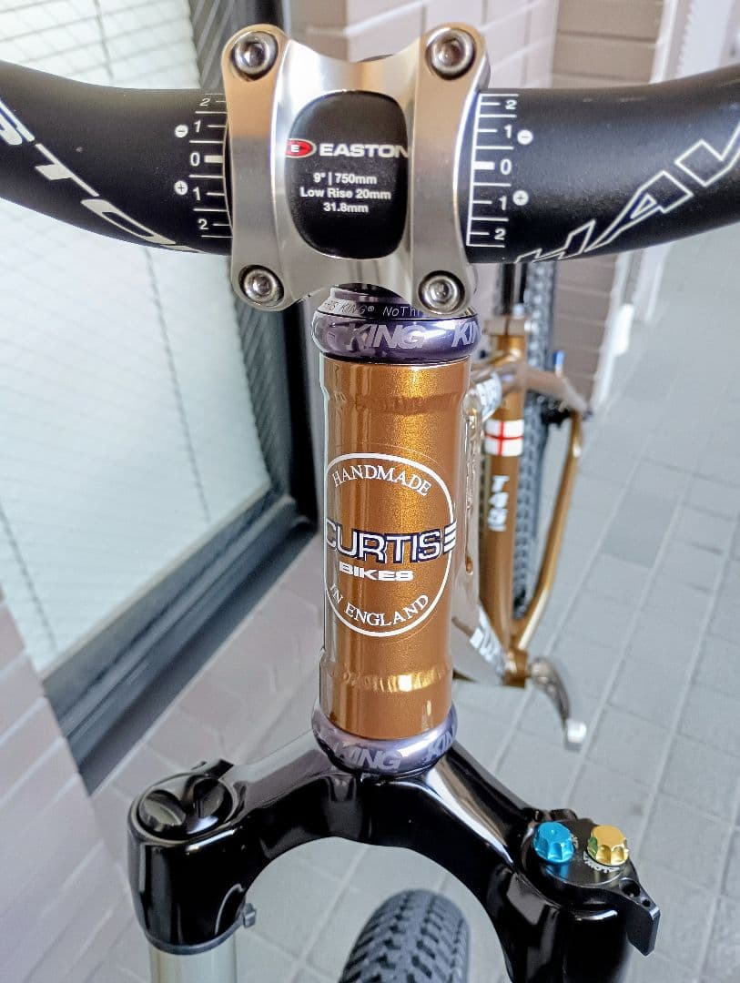 【引き取り限定】CURTIS BIKES 26\"ダートジャンプ（イングランド製）