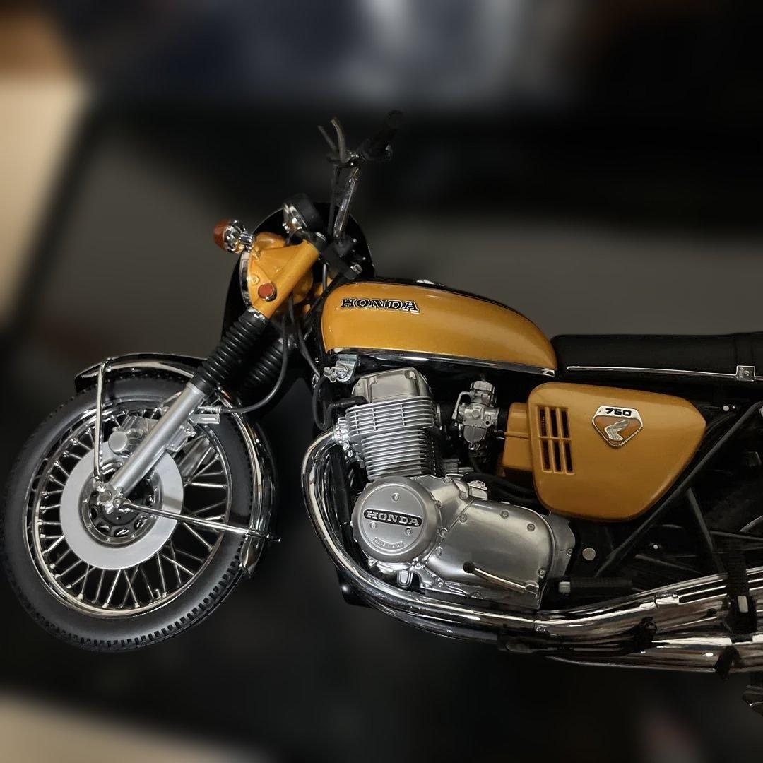ミニチャンプス　6分の１Honda CB750