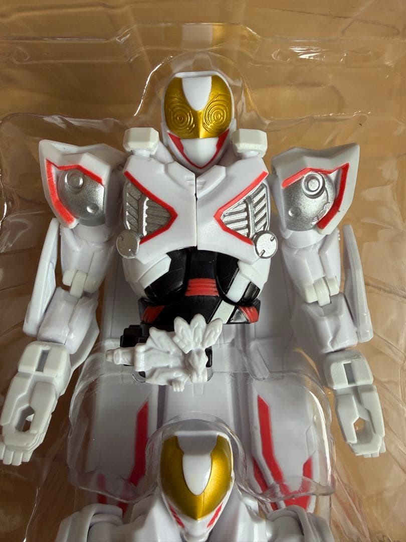 仮面ライダーギーツ　フィギュア