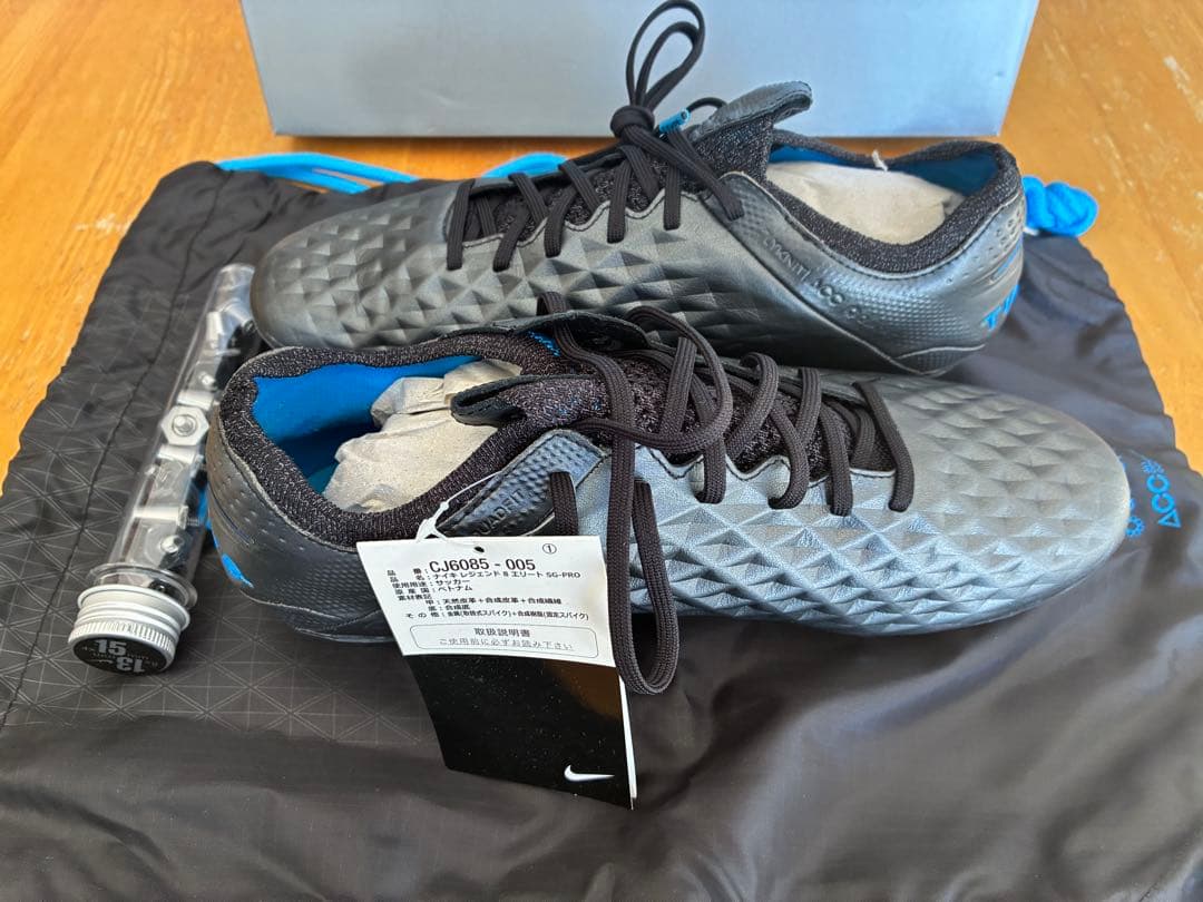 Nike Tiempo サッカーシューズ ブラック/ブルー