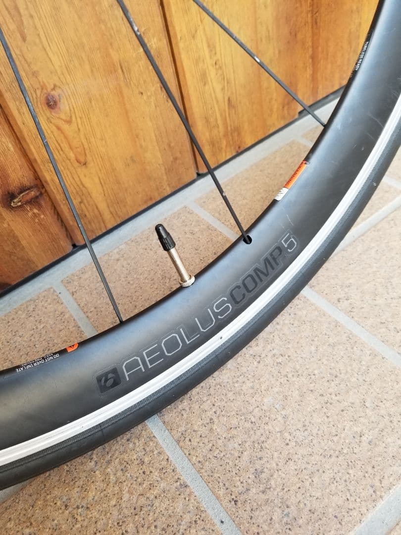 Miffy BONTRAGER カーボン フロント ホイール