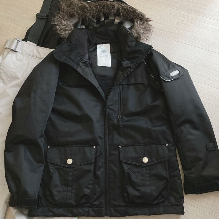 デサント　DESCENTE スキーウェア　11号　Ｌサイズ
