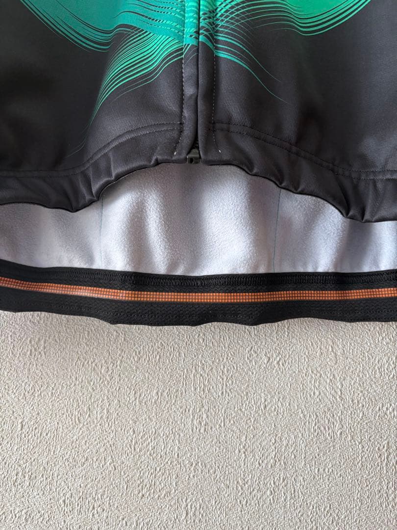BORA Hansgrohe サイクルジャージ sportful Lサイズ