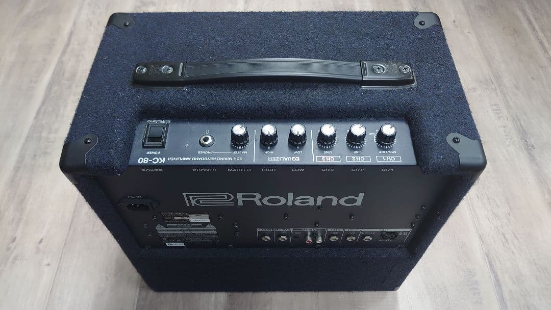 Roland KC-80 キーボードアンプ