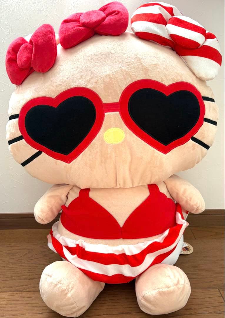 【日焼けハローキティ 特大ぬいぐるみとクッション】2点セット