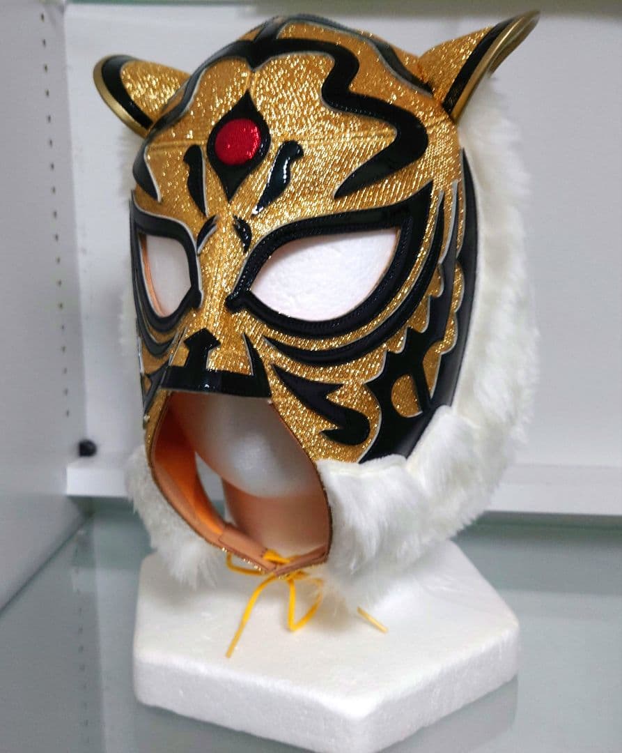 本日限定出品)ＹＮ製 初代タイガーマスクのプロレスマスク ブルメタヤギリ 試合用