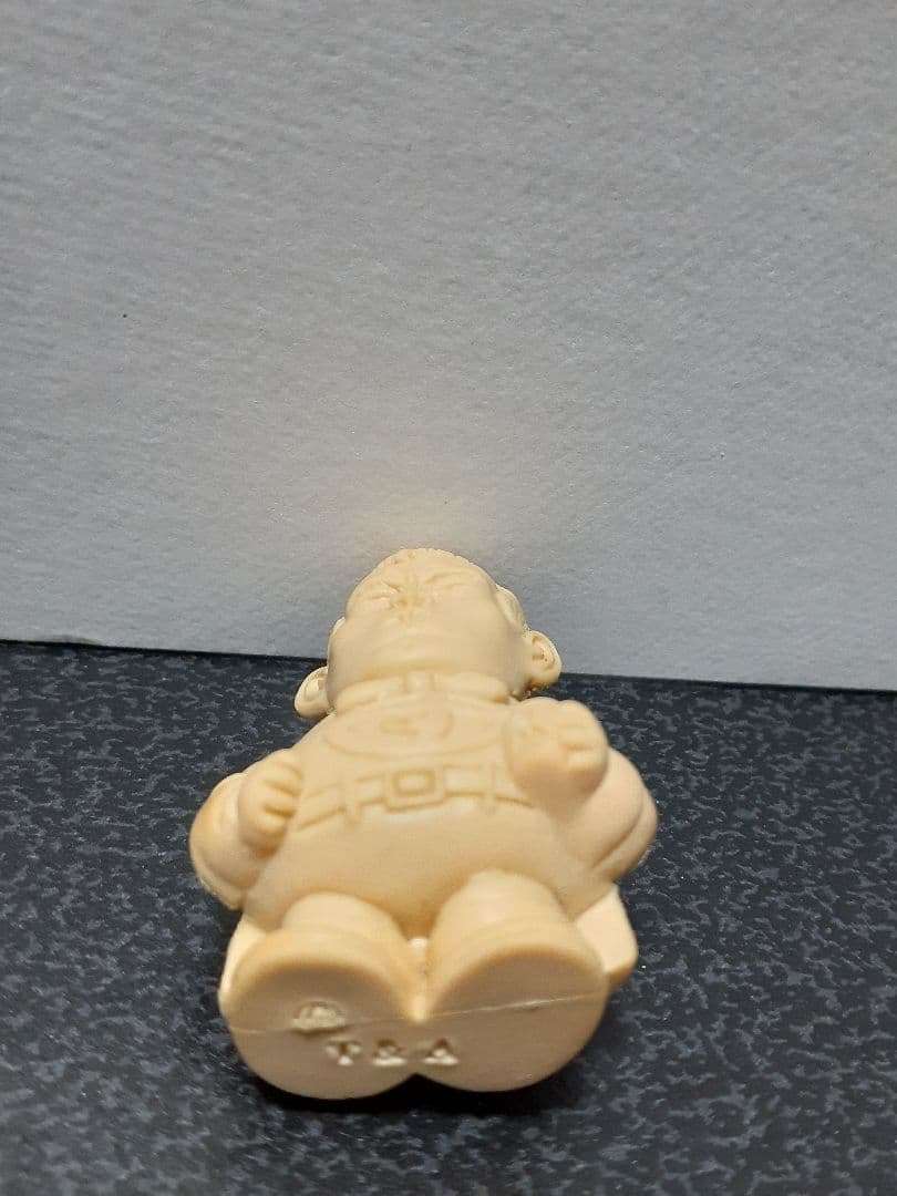 Dr.スランプアラレちゃん スッパマン ベージュ 消しゴム レアカラー