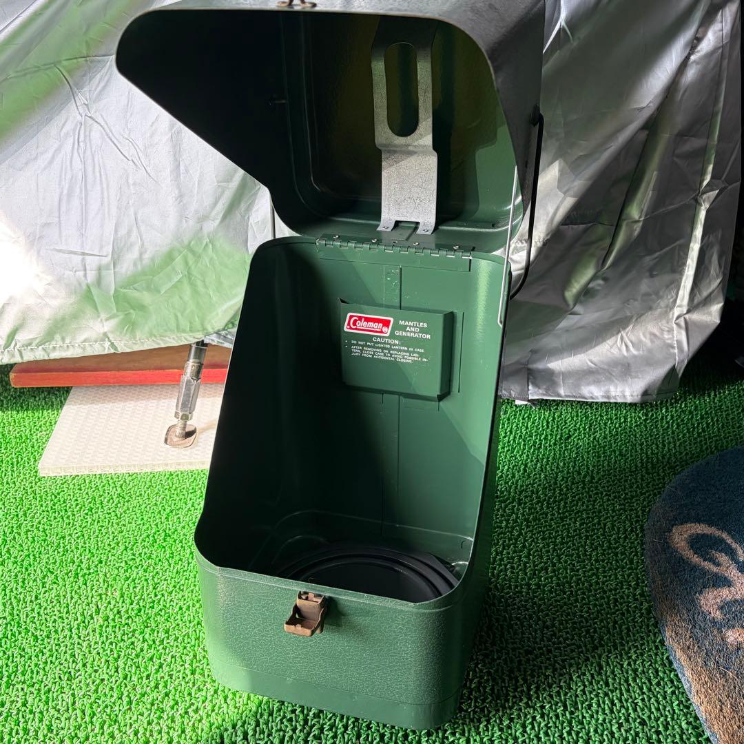 Coleman ガルウィングケース 中古