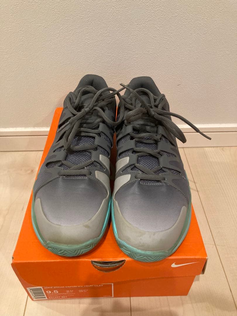 ナイキテニスシューズ　Zoom Vapor 9.5 tour CLAY