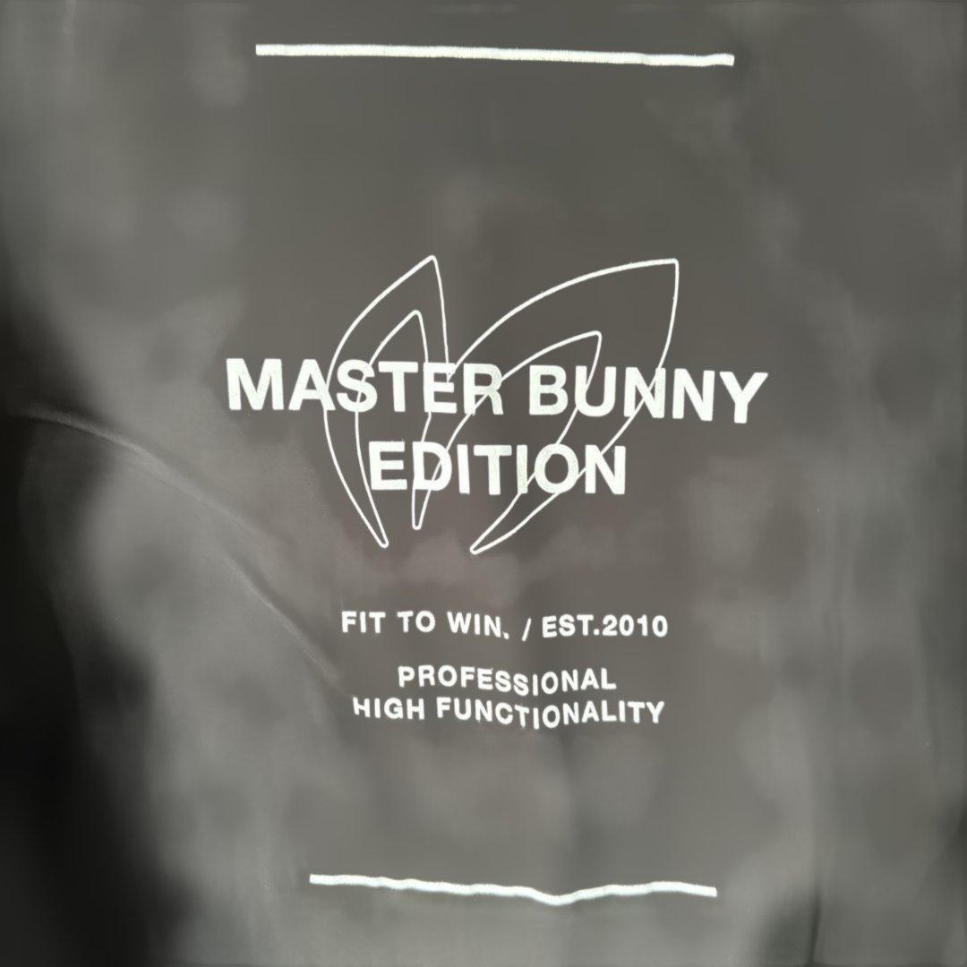 MASTER BUNNY ブラック モックネックシャツ