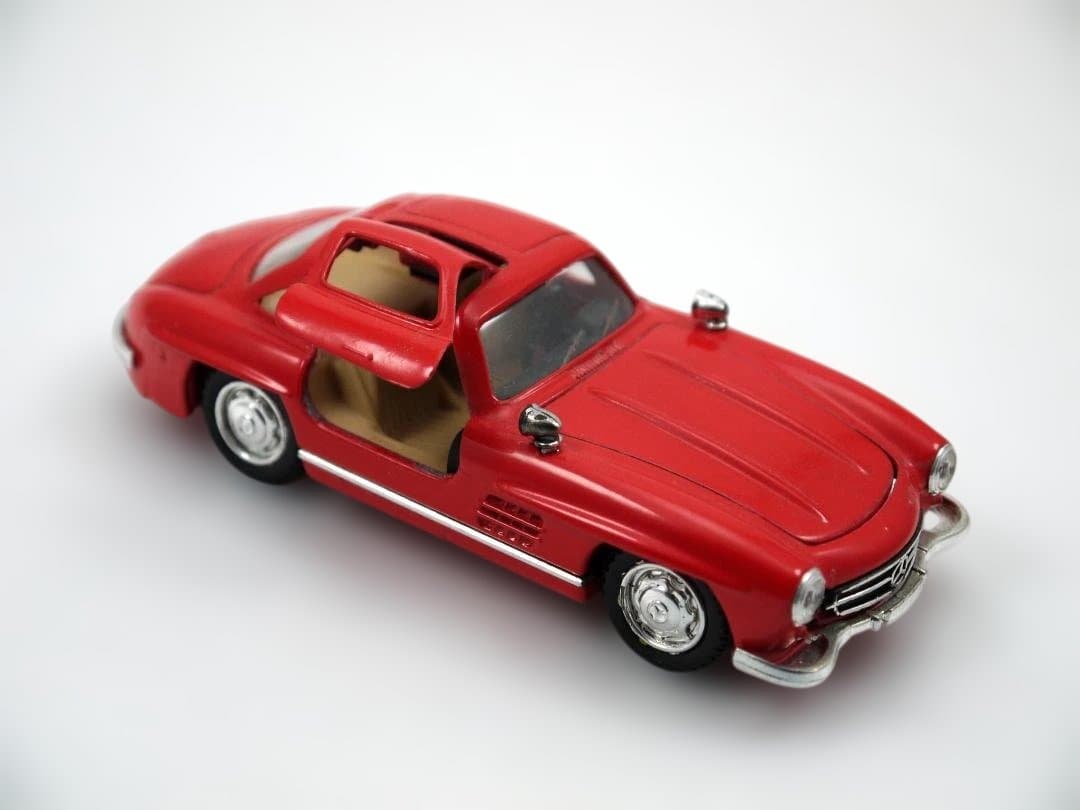 メルセデスベンツ 1/43 Solido No. 4502 300 SL1954
