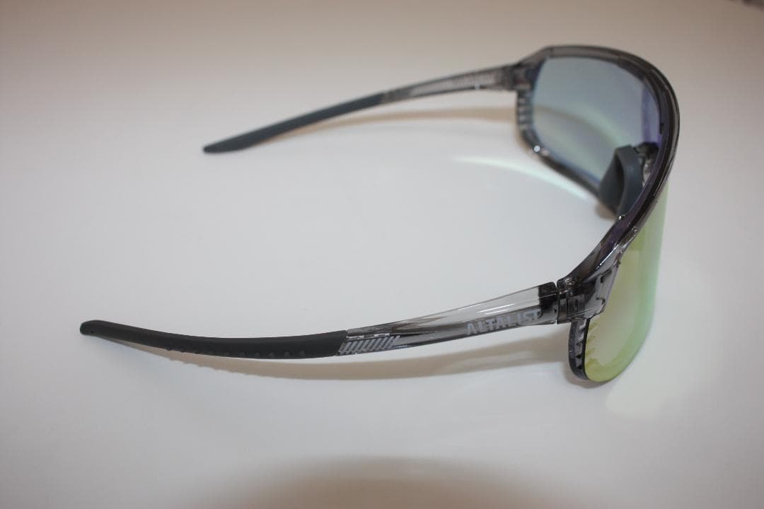 ほぼ新品 ALTALIST アルタリスト KAKU SP2 調光レンズ