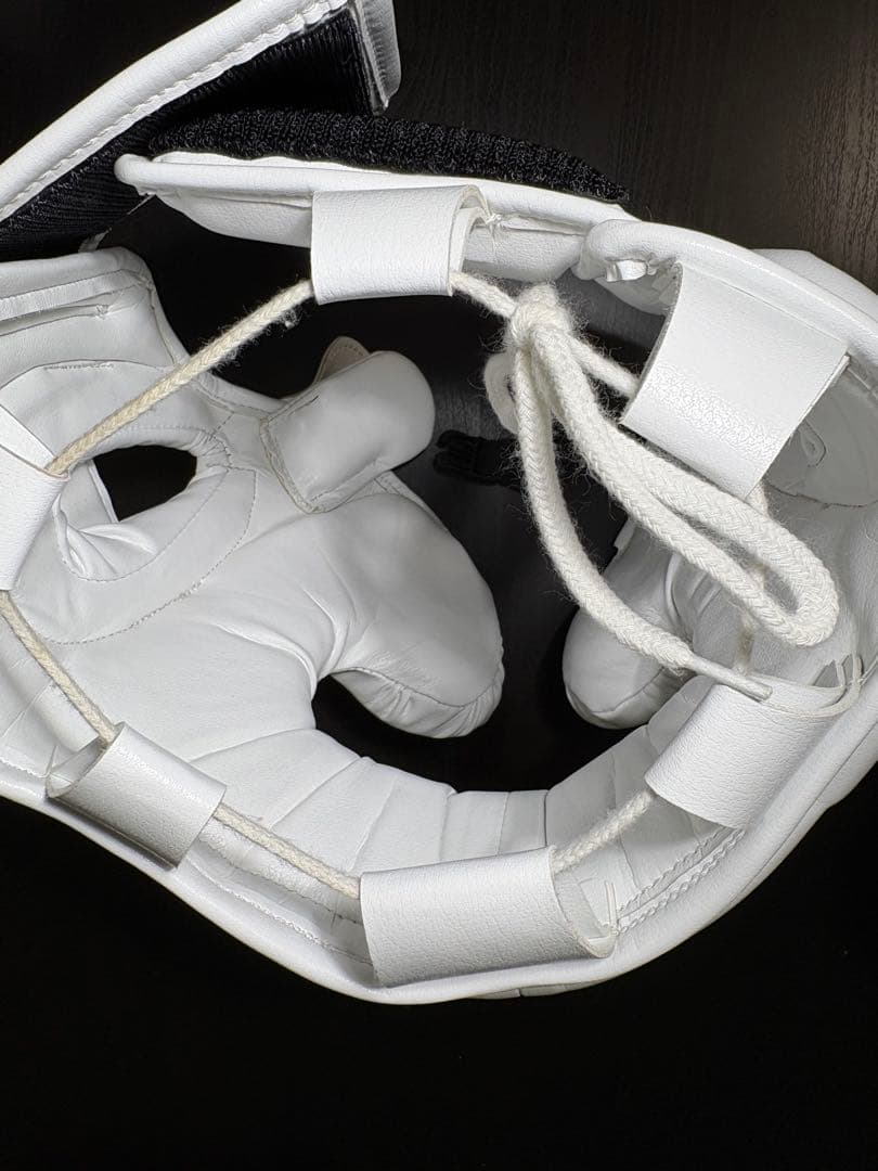 ISAMI BOXER ボクシングヘッドギア Mサイズ 付属品あり