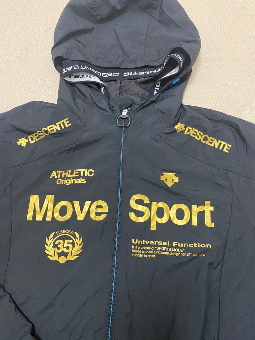 DESCENTE ウィンドブレーカー上下セット　かなり美品