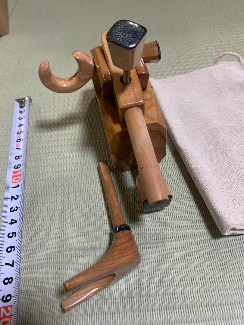 新品・未使用品 風斬銘木シリーズ/大砲万力・大型 竿置き(左右兼用)