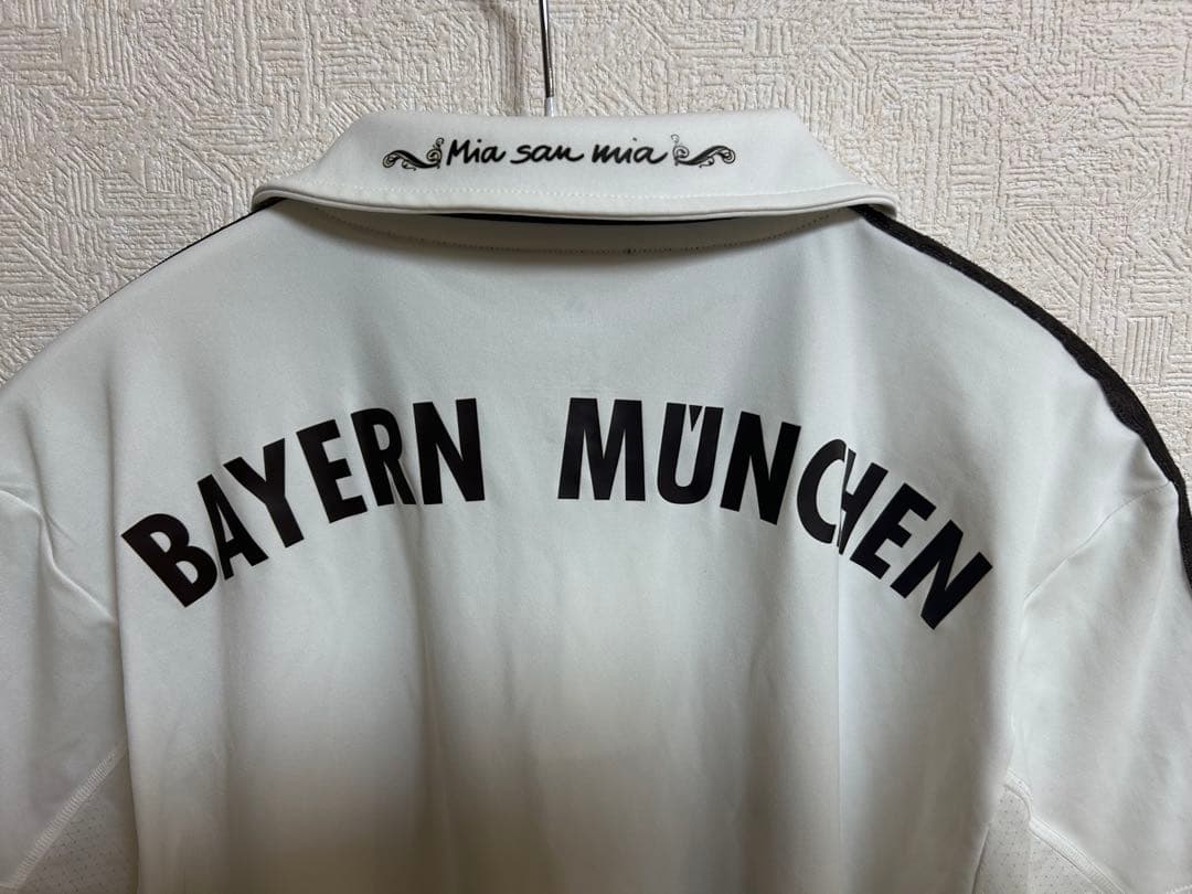 2013-14バイエルンawayユニ