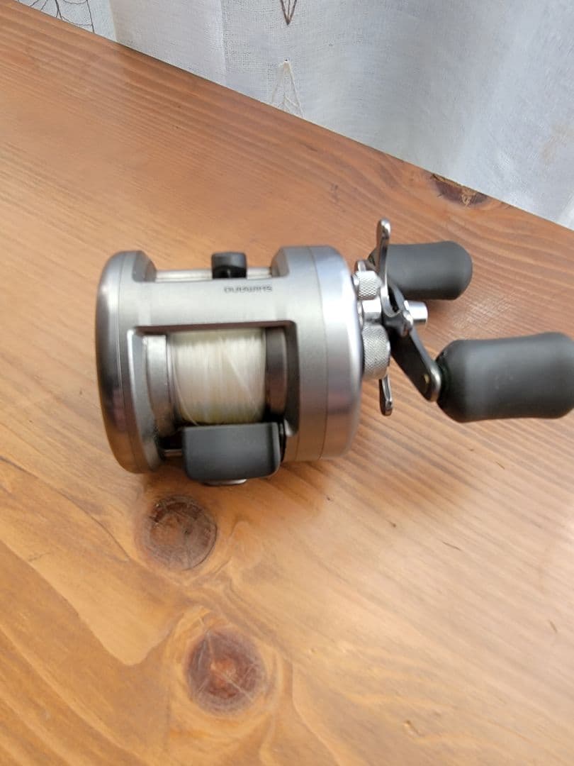 SHIMANO アクシス100 右巻き