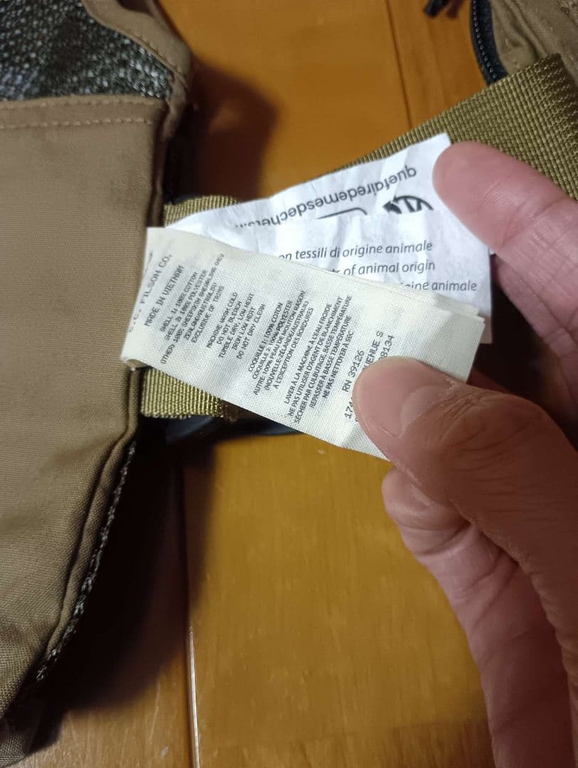 ウェア Filson Mesh Fishing Strap Vest Tan Reg