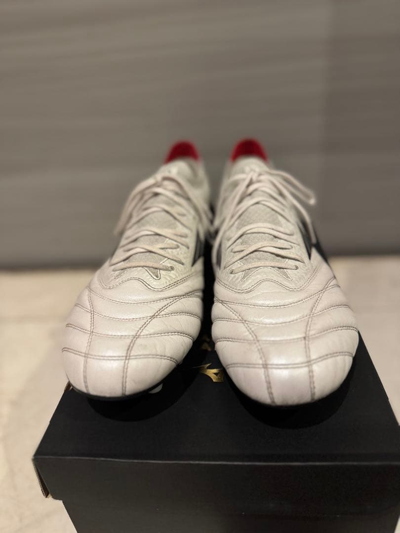Mizuno Morelia サッカーシューズ ホワイト/レッド