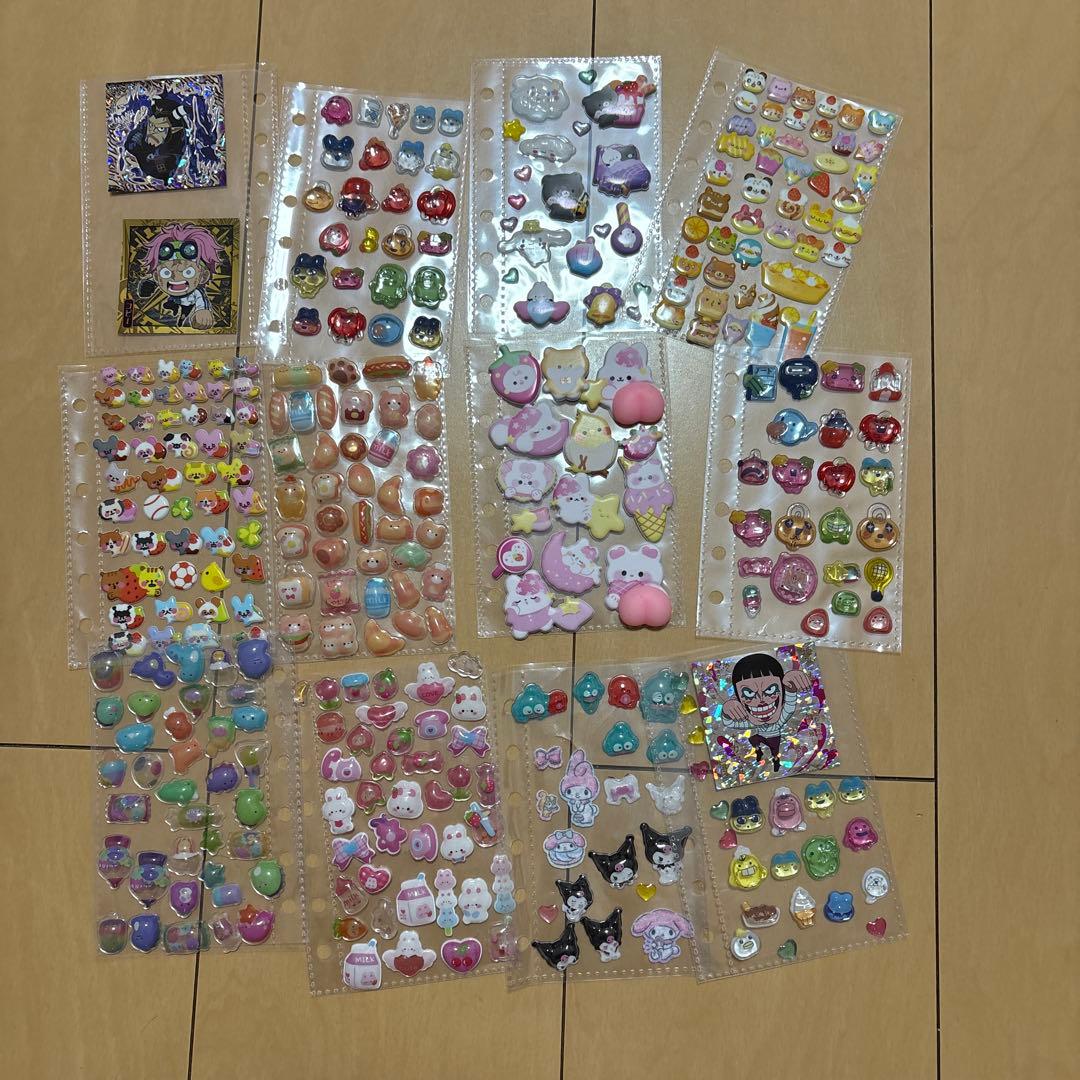 キャラクターシールセットとバインダー